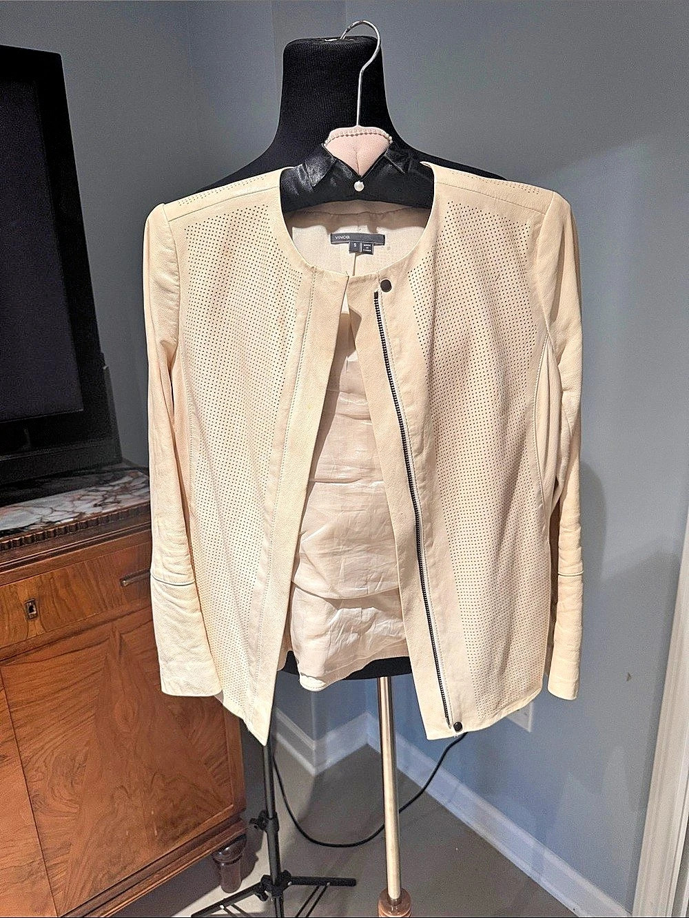 Vince Perforated Moto Jacket in Cream Size Small Like New